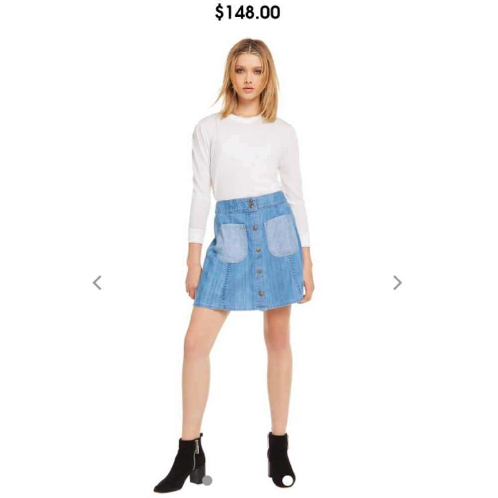 Wild fox denim skirt.